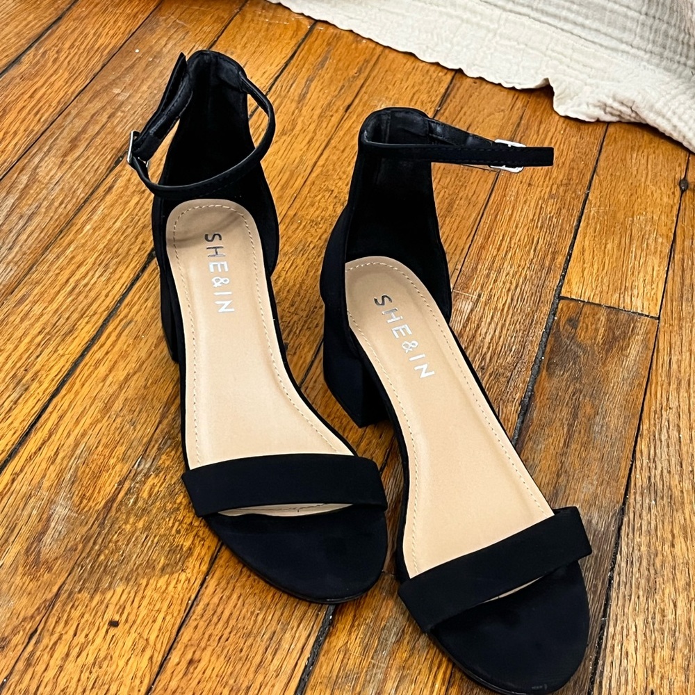 SHEIN Elegant Black Ankle Strap Heels